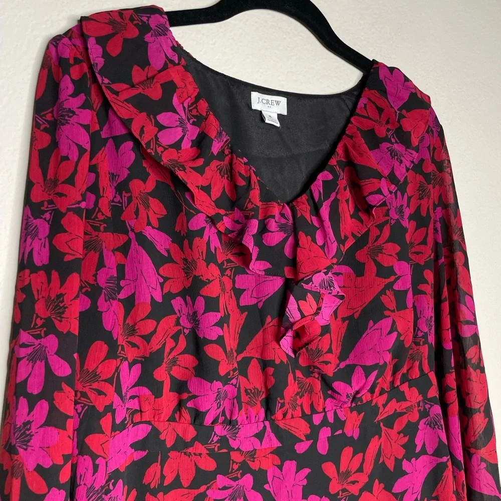 JCREW Dark Floral Chiffon Vneck Ruffle Midi Dress 8 - Picture 3 of 8